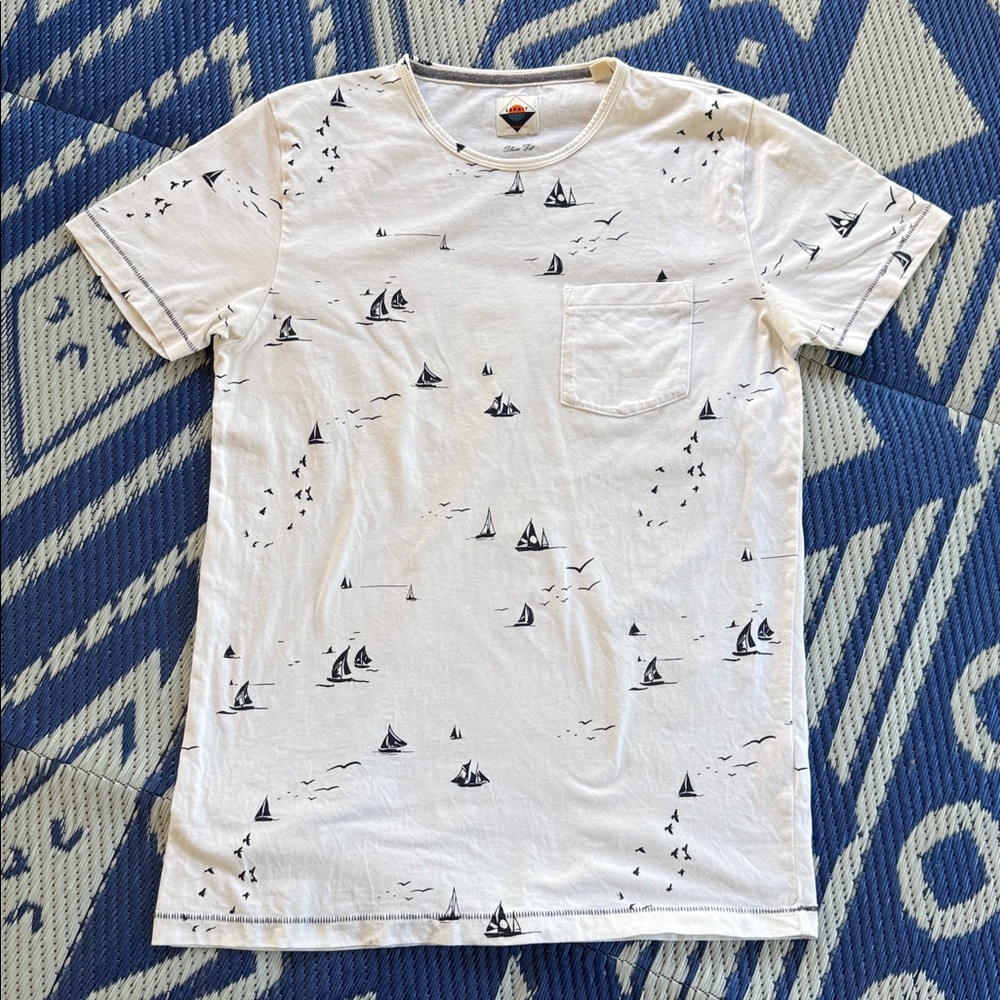 Vintage Y2K Esprit Men’s Medium SLIM FIT Short Sleeve Shirt Sailboat Print